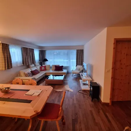 Wef Davos, 2 Bedroom Apartment, 3 Guests 公寓 *